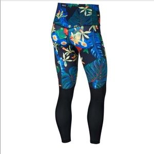 nike parrot leggings